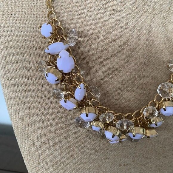 Vintage White and Gold Multi Shaped Beaded Necklace - Picture 3 of 3